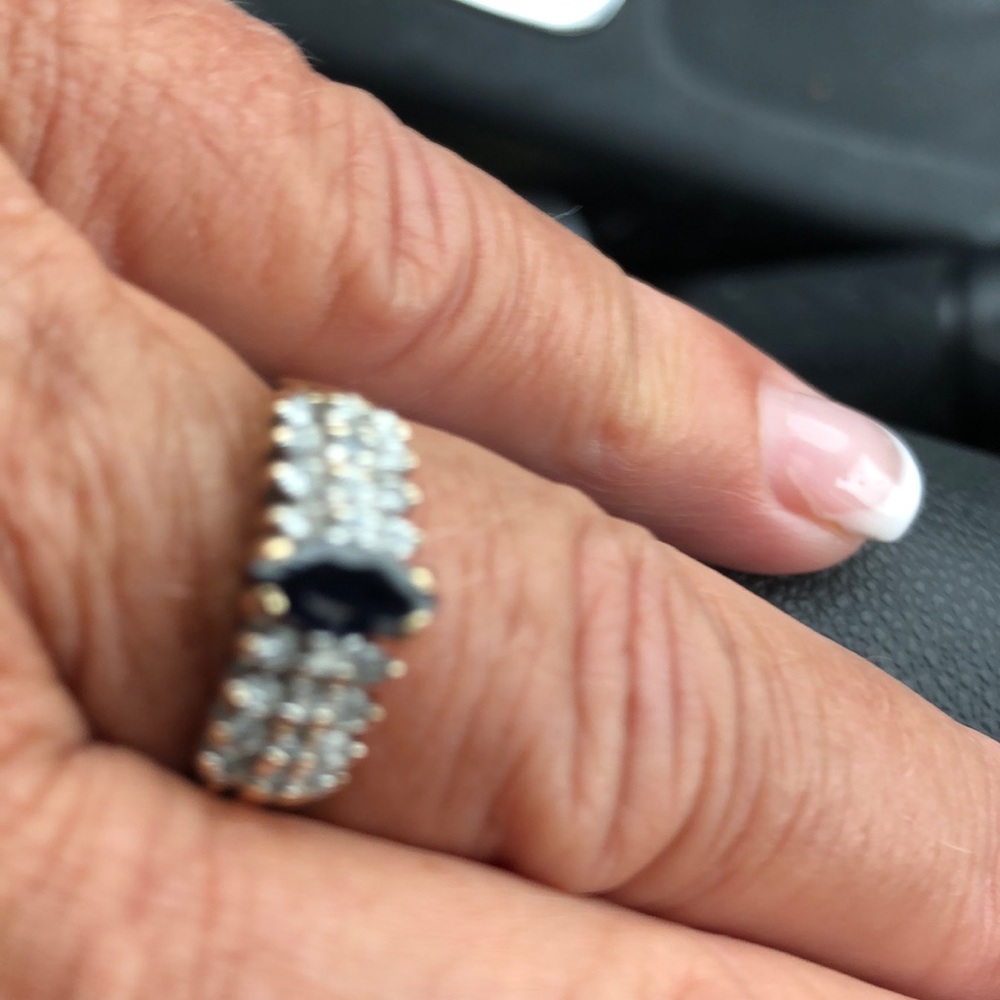 NAME PRICE Diamond sapphire ring size 9 MINT